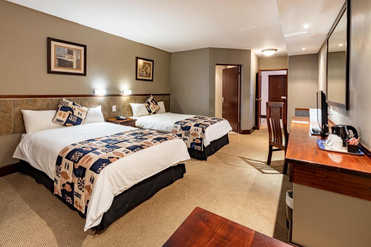 African Sky Hotels - Pine Lake Inn White River Luaran gambar
