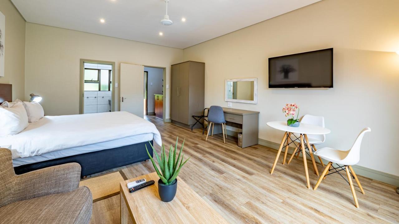 African Sky Hotels - Pine Lake Inn White River Luaran gambar