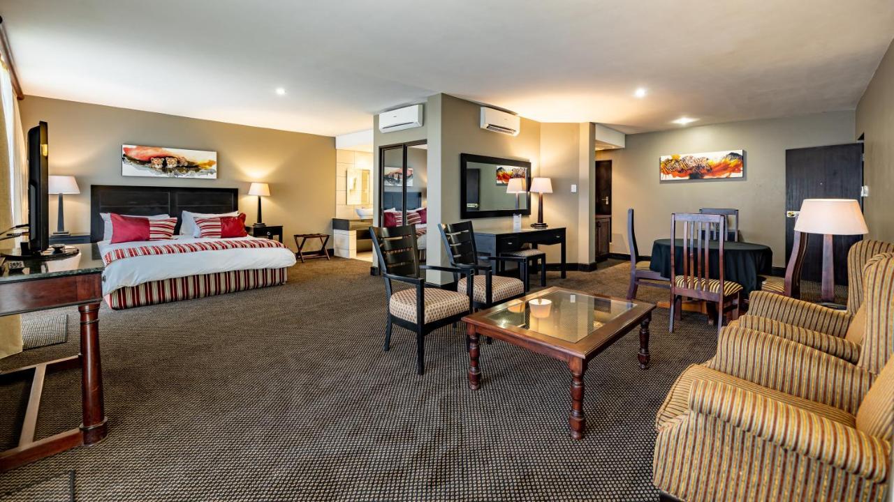 African Sky Hotels - Pine Lake Inn White River Luaran gambar