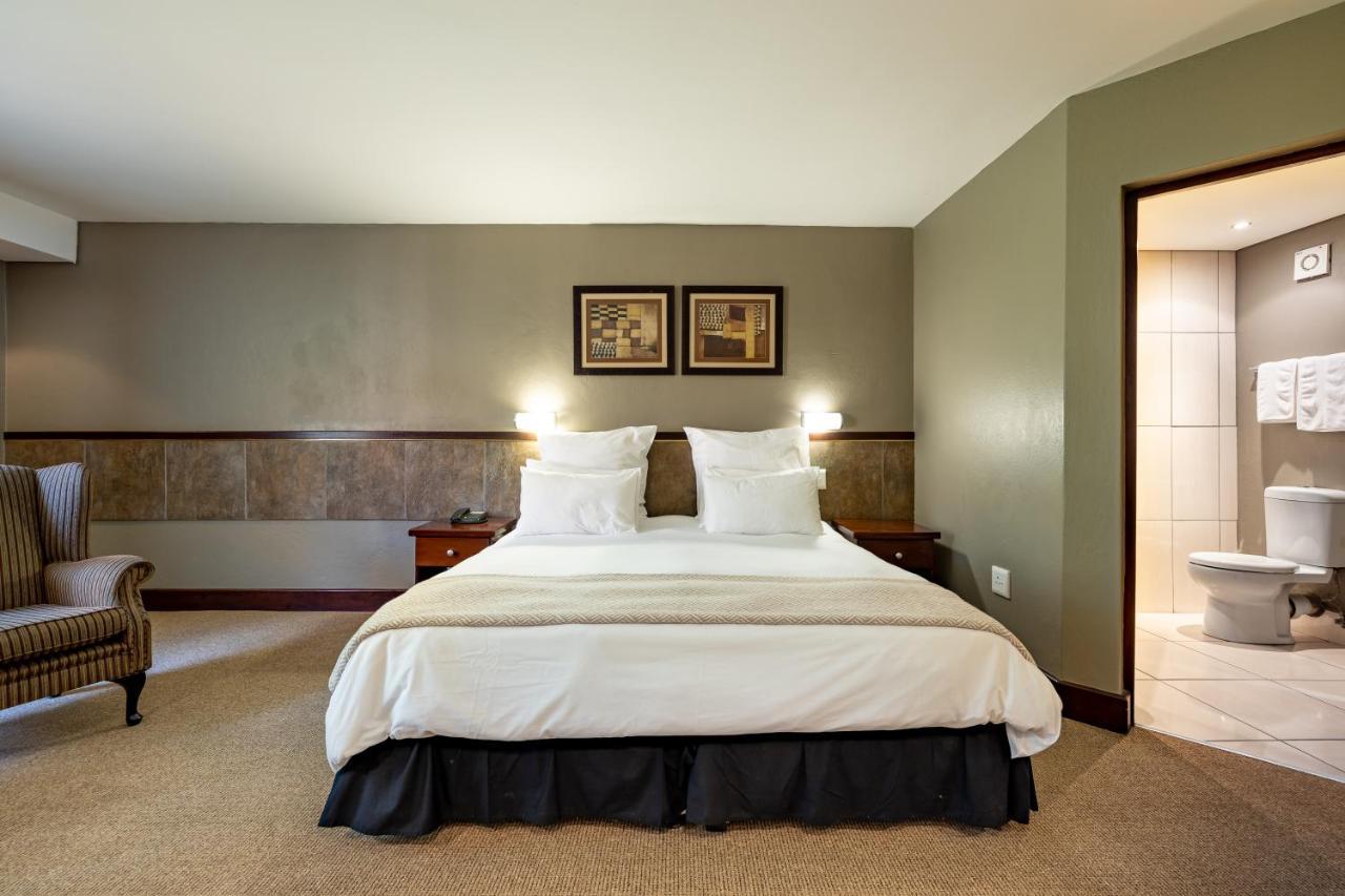 African Sky Hotels - Pine Lake Inn White River Luaran gambar