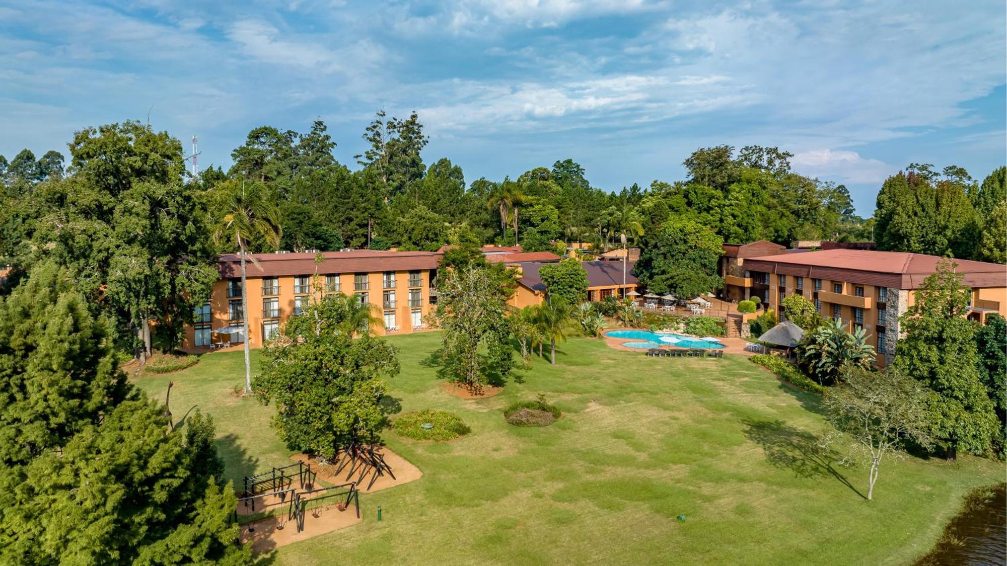 African Sky Hotels - Pine Lake Inn White River Luaran gambar