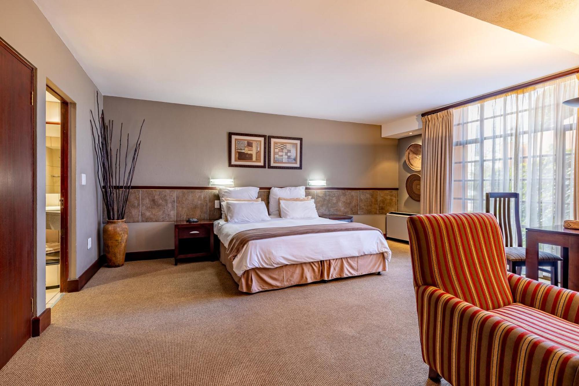 African Sky Hotels - Pine Lake Inn White River Luaran gambar