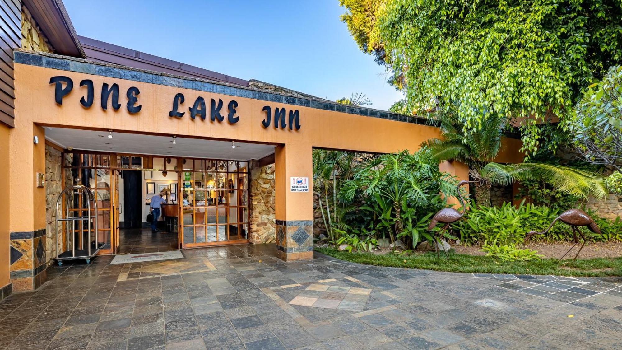 African Sky Hotels - Pine Lake Inn White River Luaran gambar