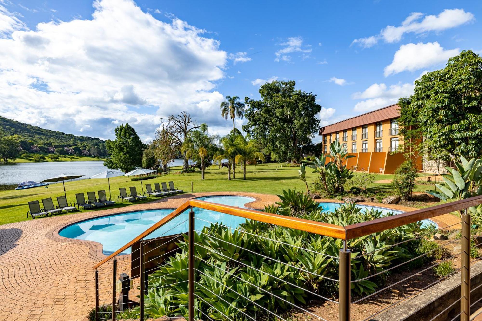 African Sky Hotels - Pine Lake Inn White River Luaran gambar